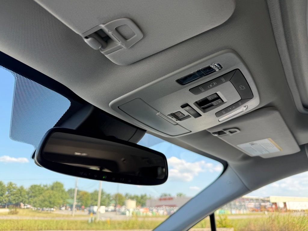 Certified 2026 Toyota Sienna XLE AWD/4WD image 31