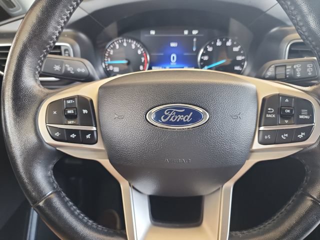 Used 2024 Ford Explorer XLT w/ Equipment Group 202A RWD image 14