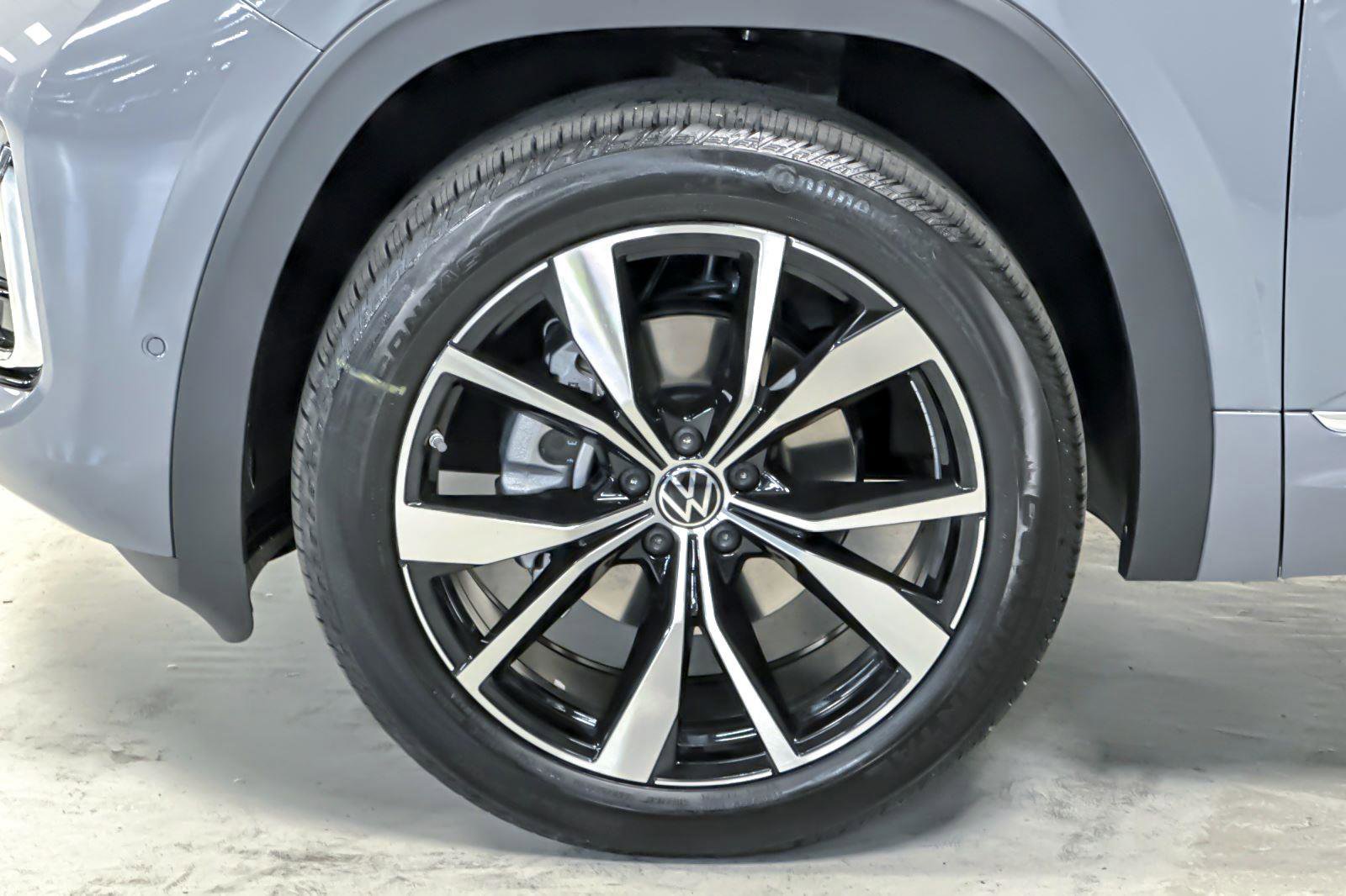 New 2026 Volkswagen Atlas SEL Premium R-Line image 26
