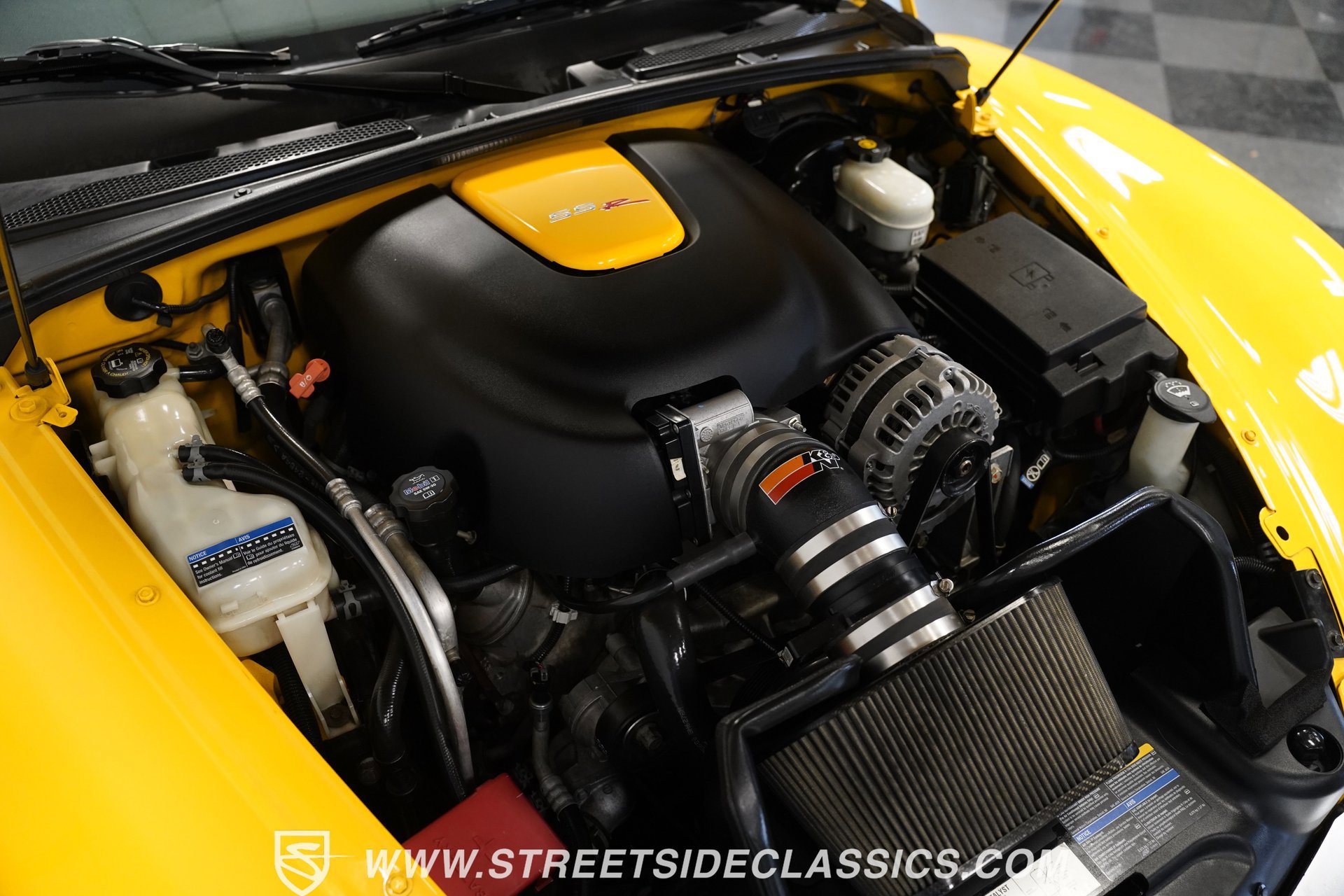 Used 2005 Chevrolet SSR w/ Preferred Equipment Group image 38