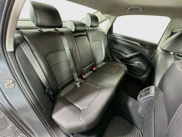 Used 2020 Volkswagen Passat 2.0T R-Line FWD image 28