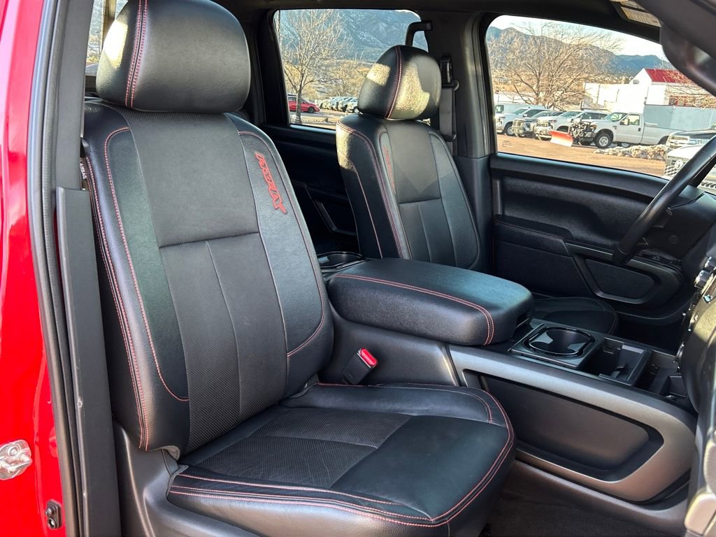 Used 2020 Nissan Titan PRO-4X w/ Pro-4x Convenience Package image 17