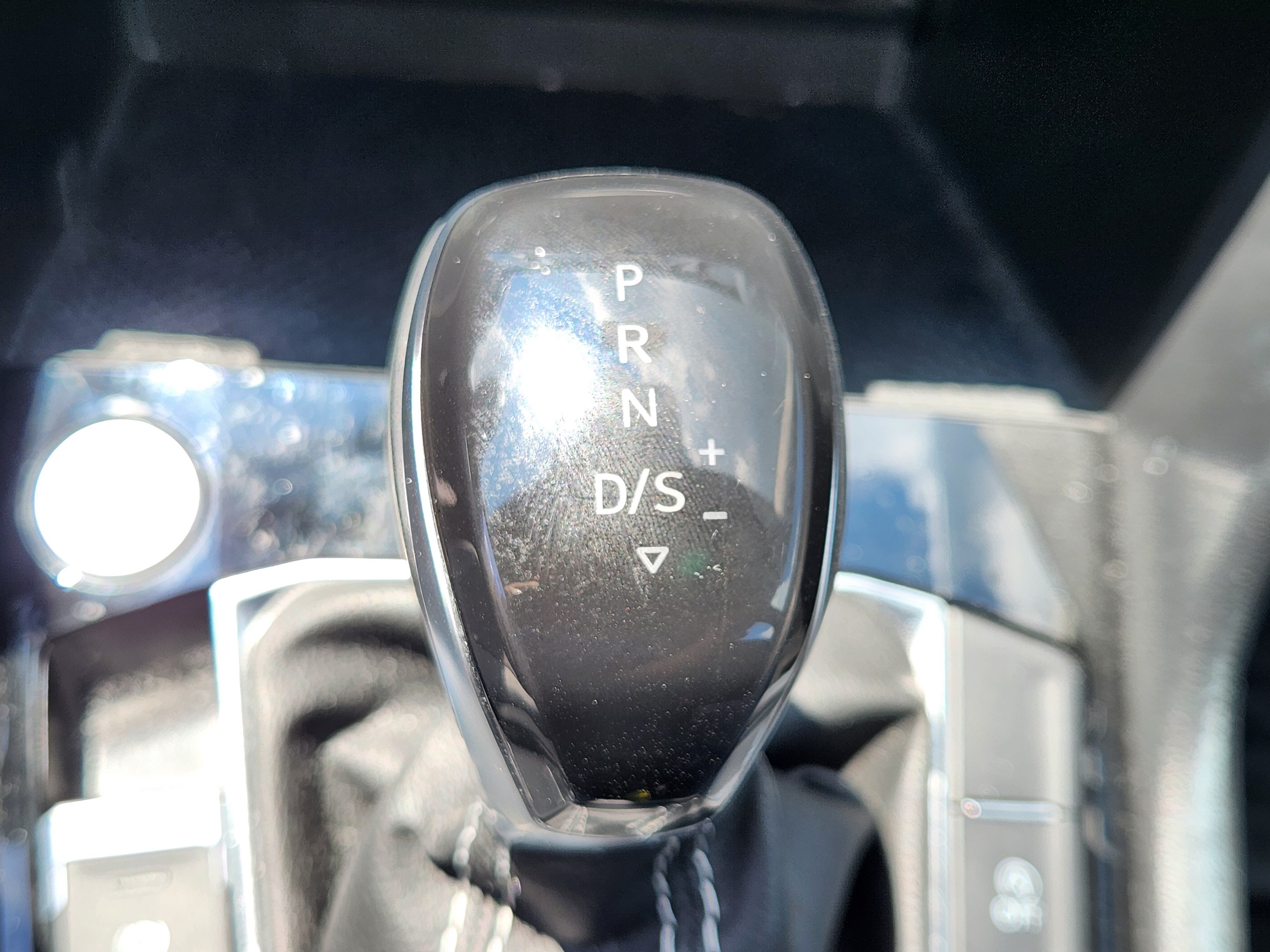 Used 2023 Volkswagen Taos S w/ Driver Assistance Package AWD/4WD image 12