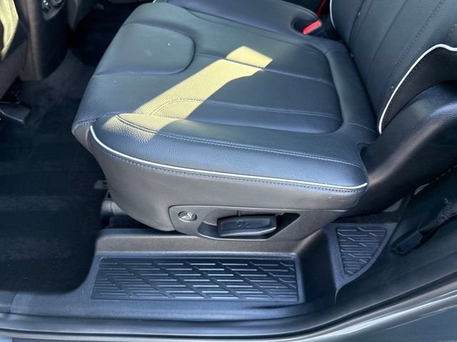 Used 2025 Hyundai Palisade Limited AWD/4WD image 19