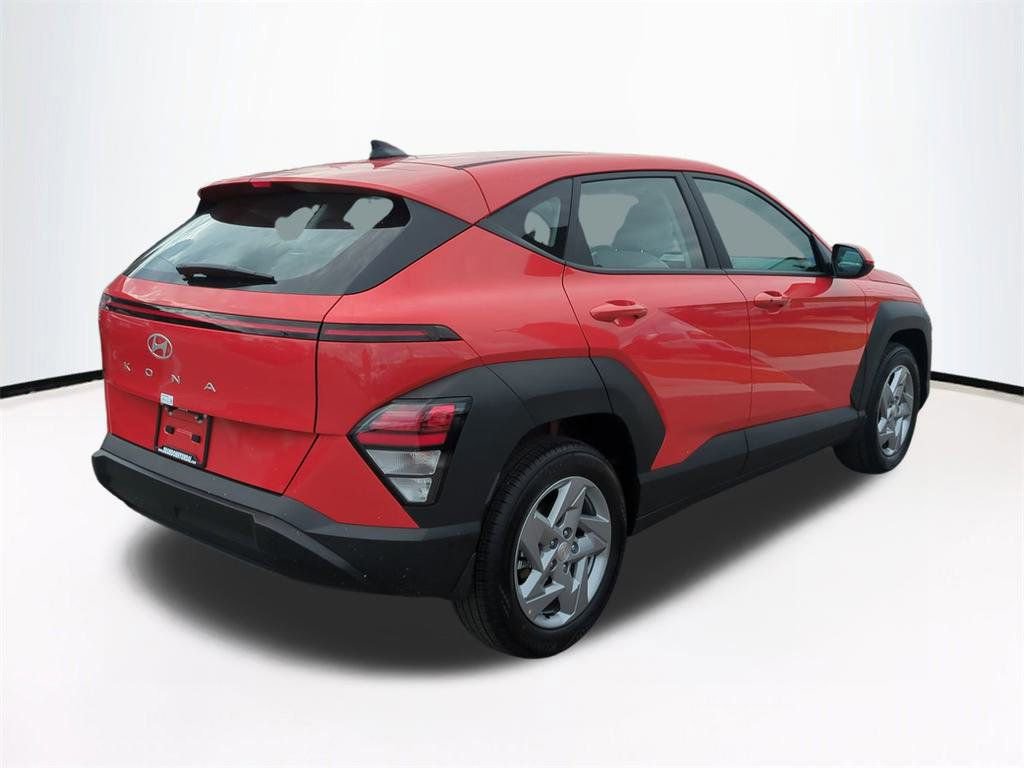 New 2026 Hyundai Kona SE image 5