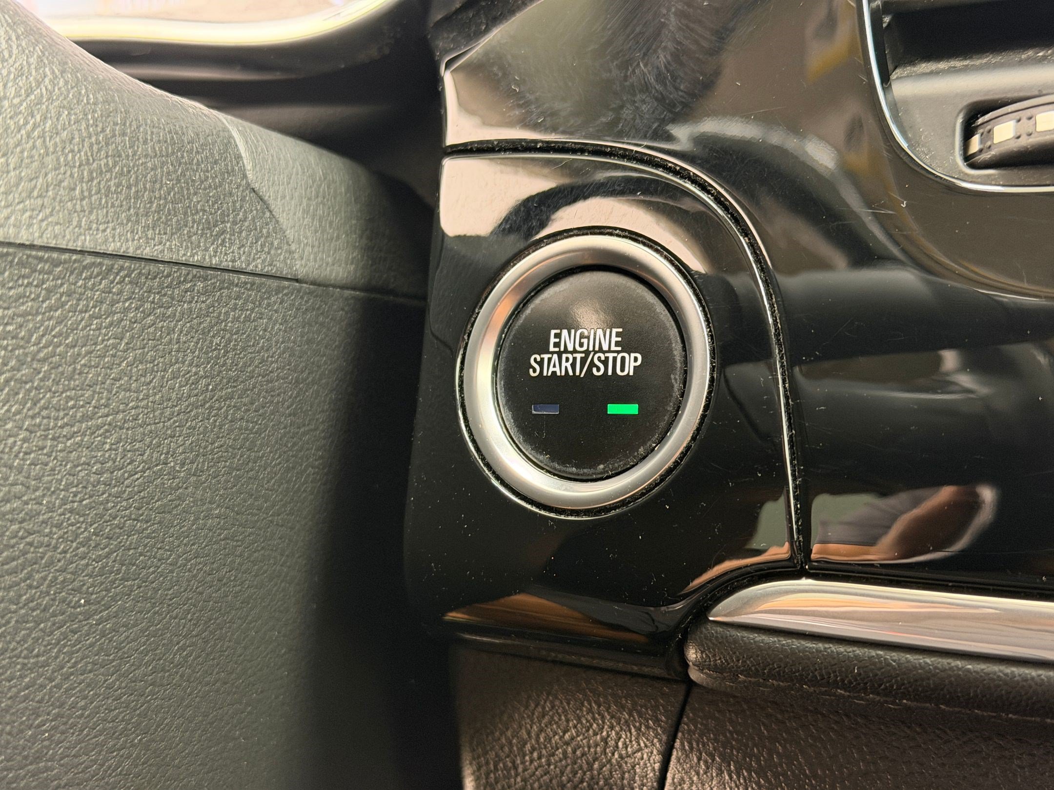 Used 2019 Buick Encore Sport Touring FWD image 23