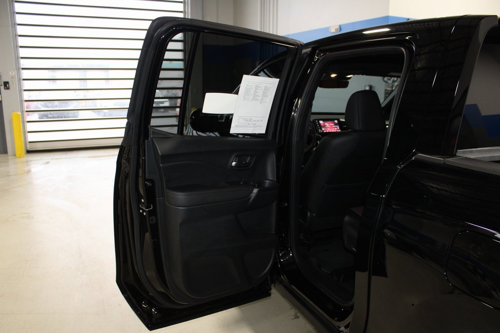 Certified 2023 Honda Ridgeline Black Edition image 18