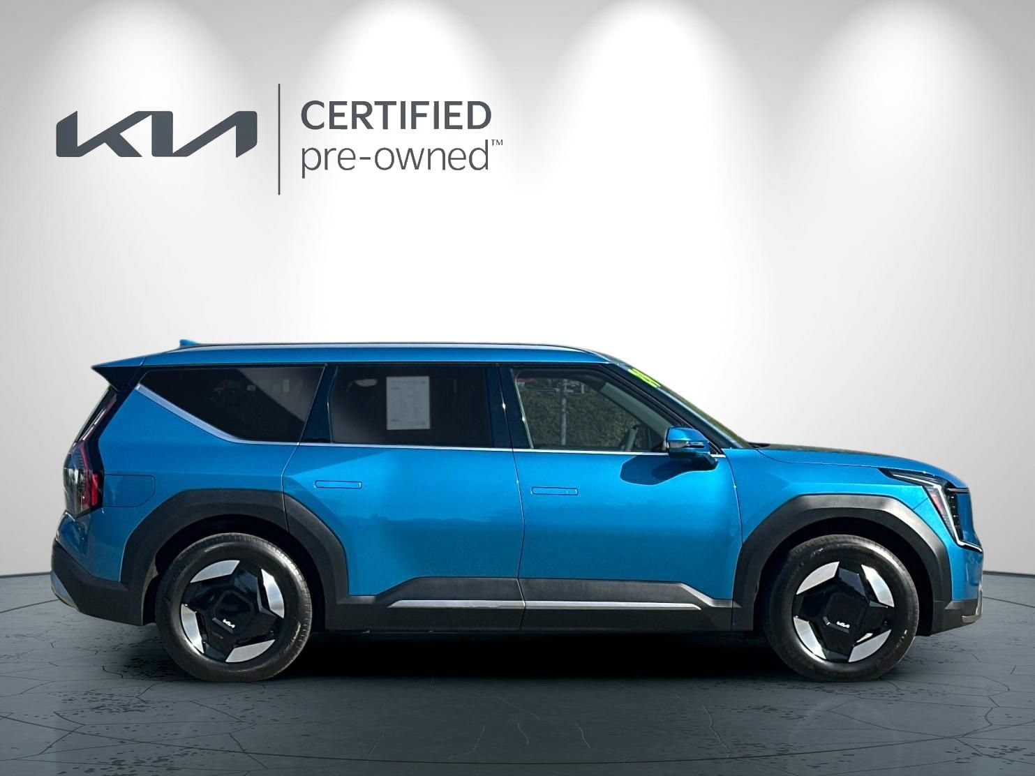 Certified 2024 Kia EV9 Wind AWD/4WD image 3