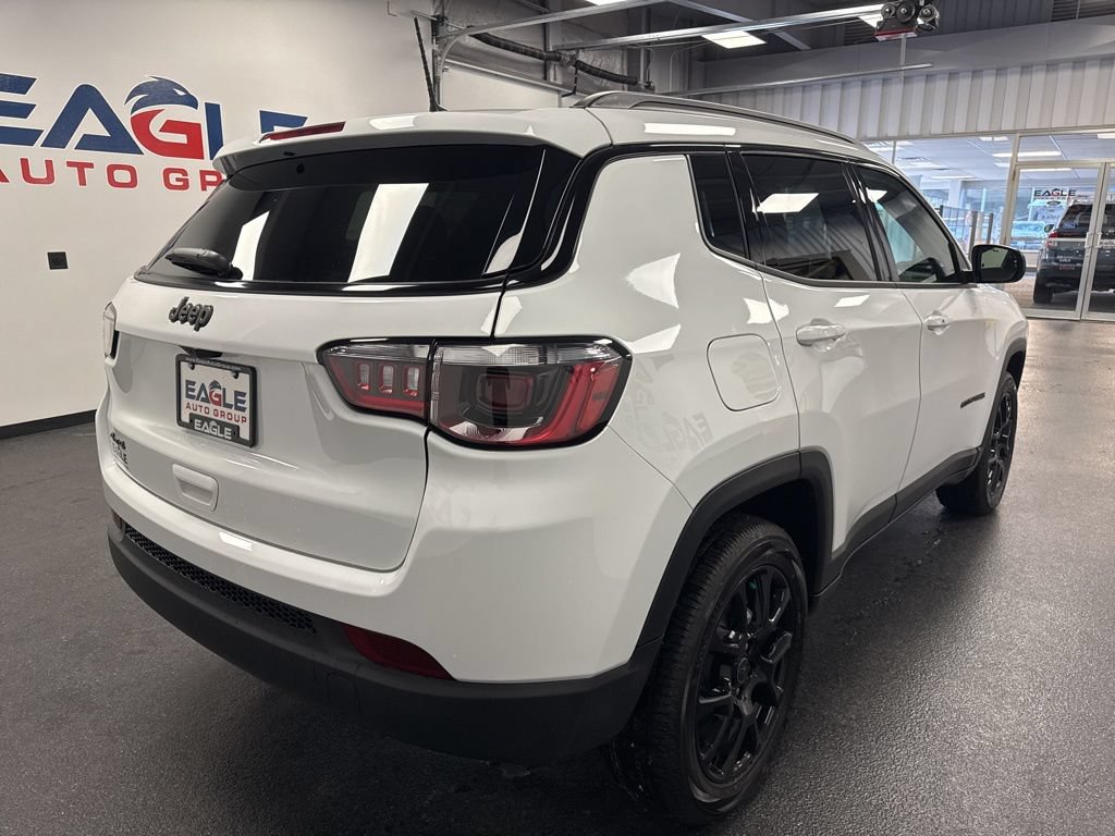 New 2026 Jeep Compass Latitude AWD/4WD image 10