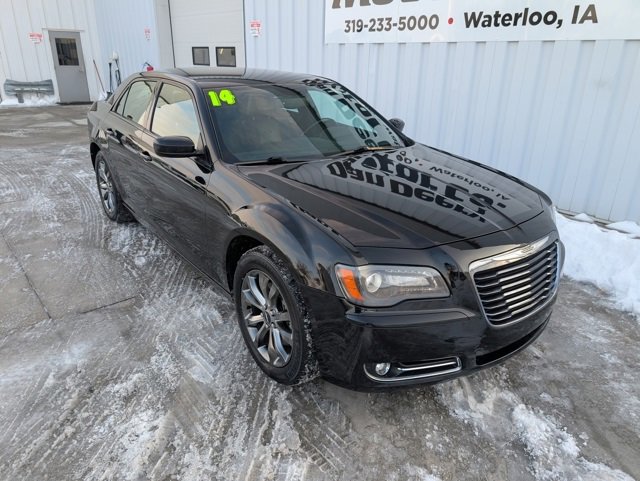 Used 2014 Chrysler 300 S image 7