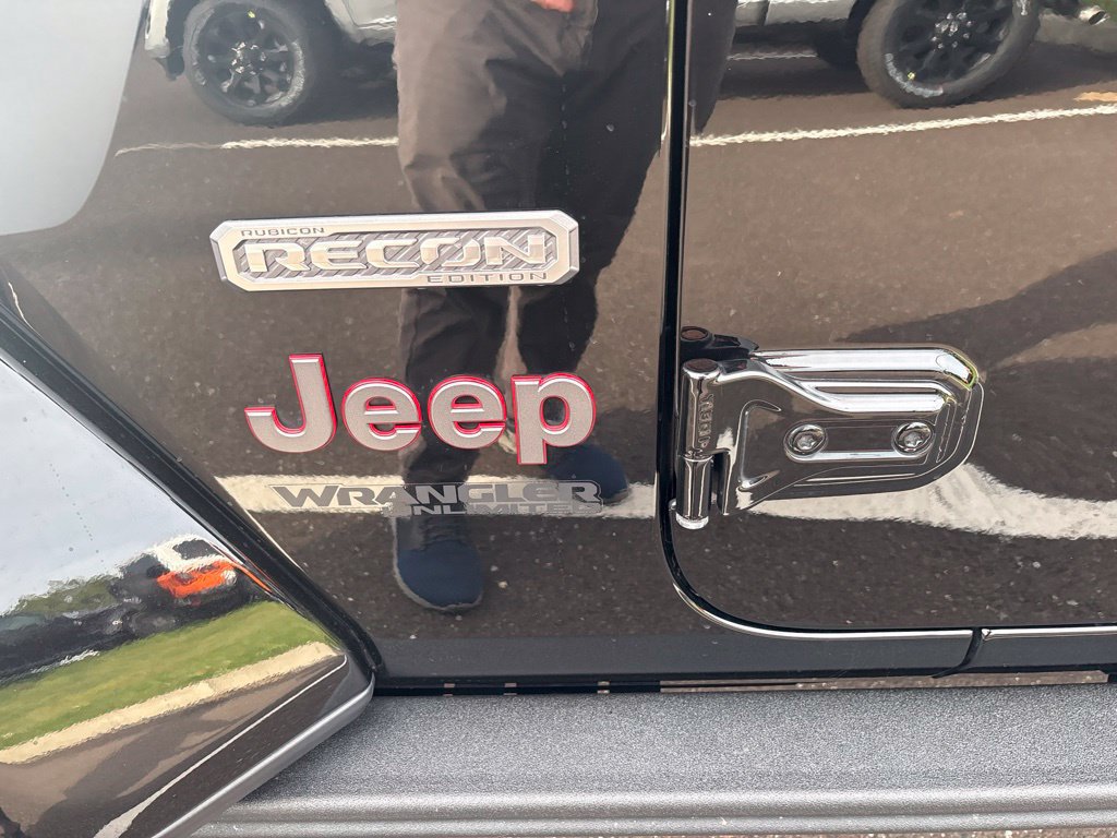 Used 2020 Jeep Wrangler Unlimited Rubicon w/ Quick Order Package 28Y Recon AWD/4WD image 5