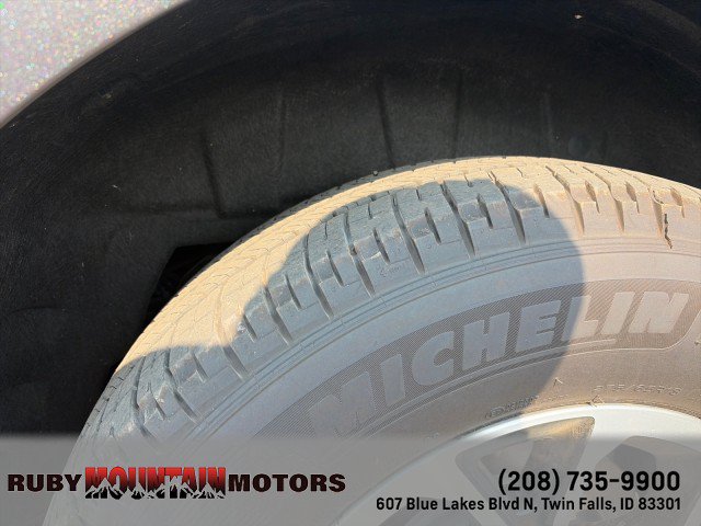 Used 2024 Ford Expedition XLT AWD/4WD image 9