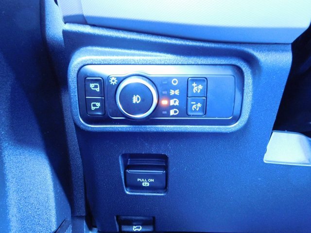 Used 2023 Ford Bronco Wildtrak image 32