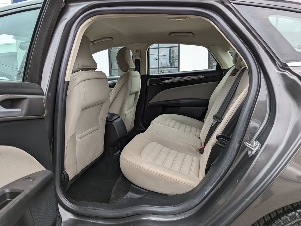 Used 2017 Ford Fusion S FWD image 39