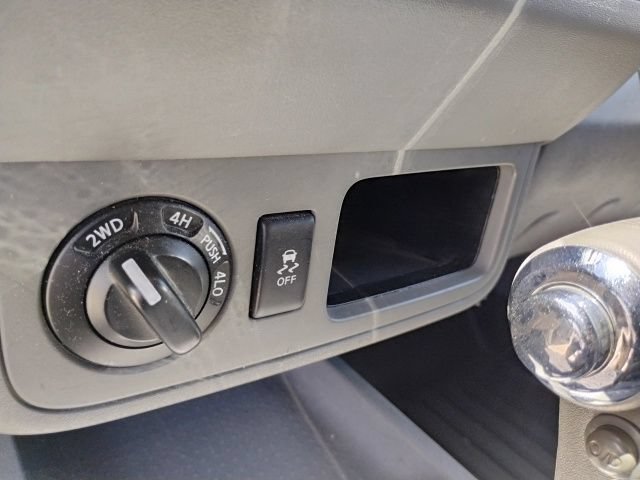 Used 2019 Nissan Frontier SV AWD/4WD image 19