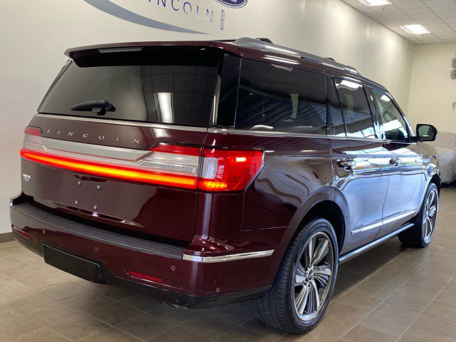 Used 2019 Lincoln Navigator Reserve image 7