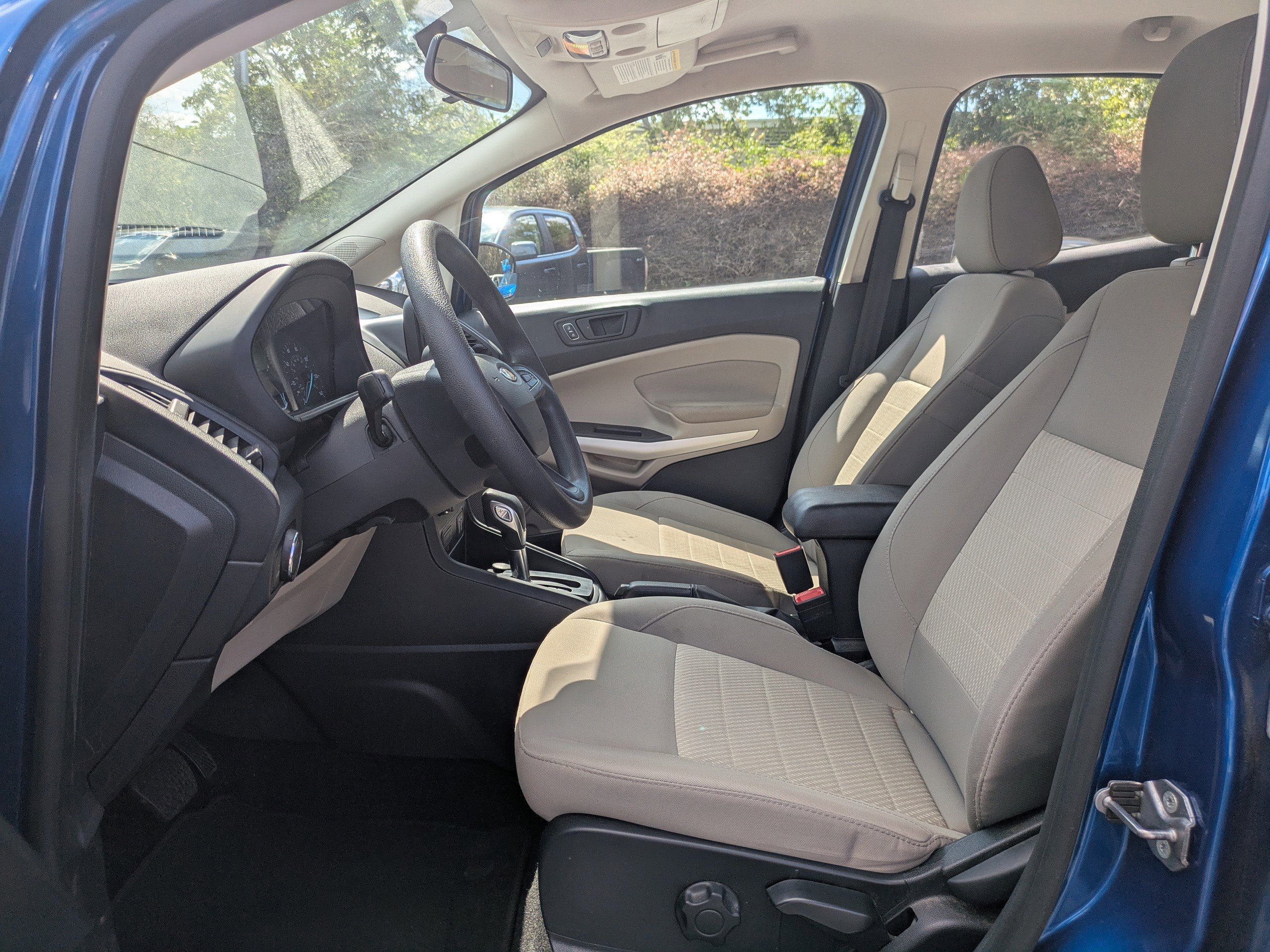 Used 2020 Ford EcoSport S image 20