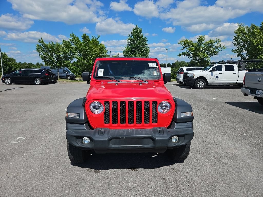 Used 2024 Jeep Wrangler Unlimited Sport AWD/4WD image 2