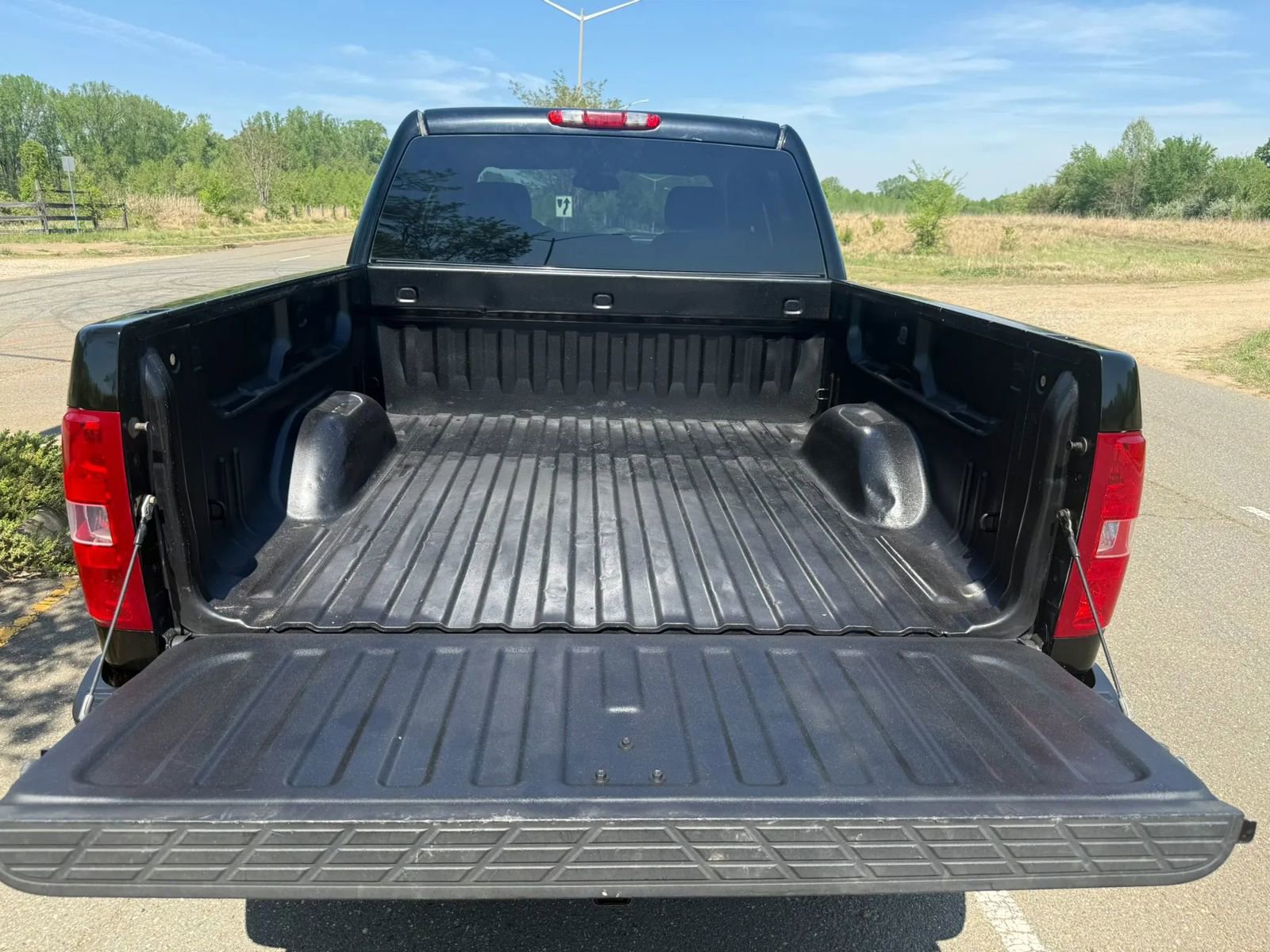 Used 2011 Chevrolet Silverado 1500 LS AWD/4WD image 19