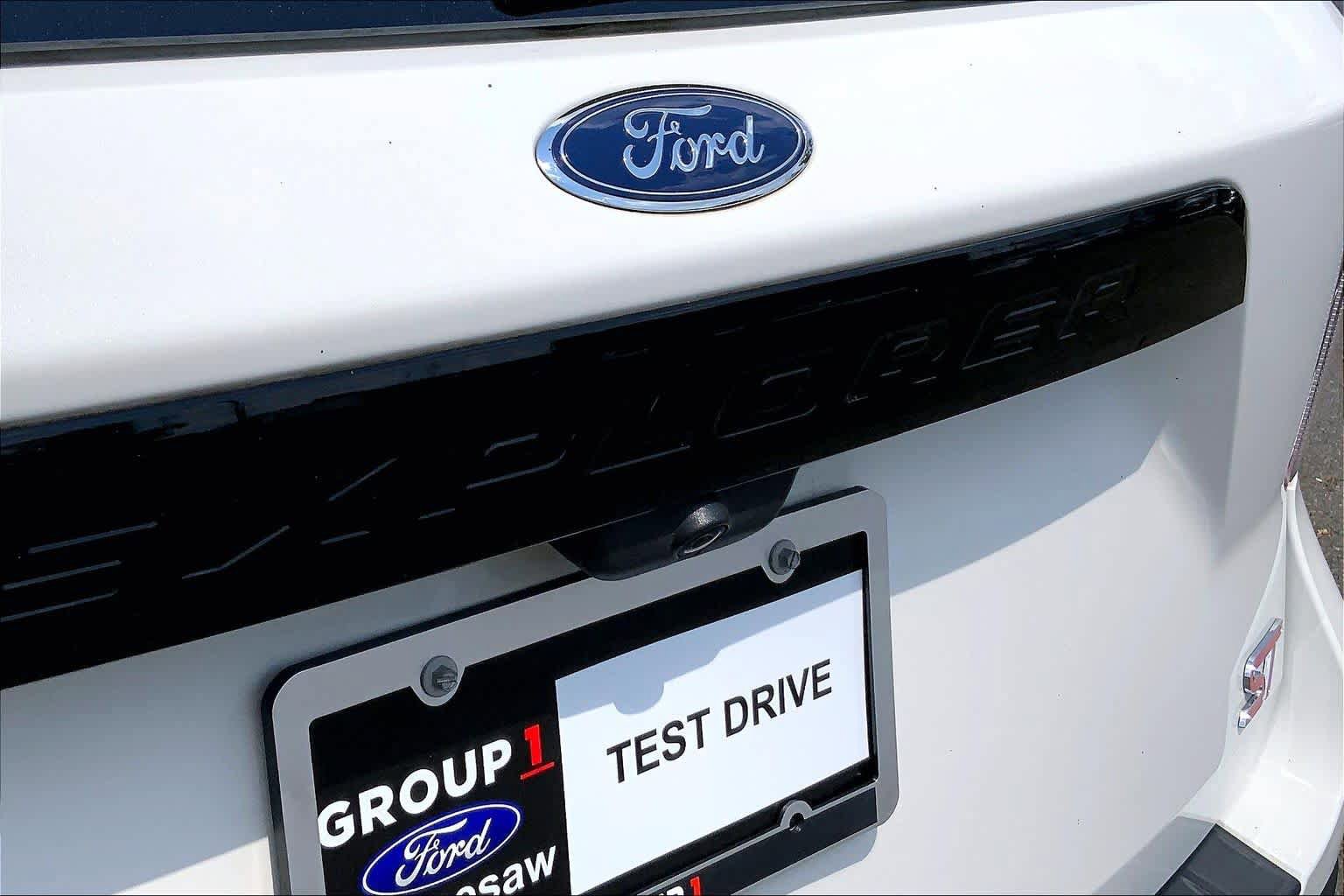 Used 2023 Ford Explorer ST w/ Equipment Group 401A AWD/4WD image 31