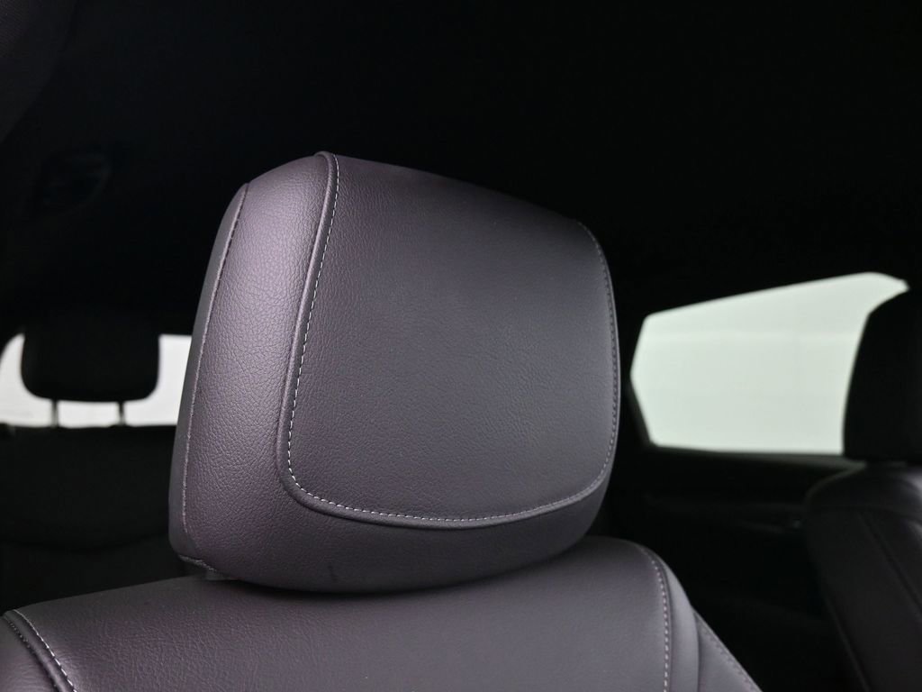 Used 2023 Cadillac XT5 Luxury image 18