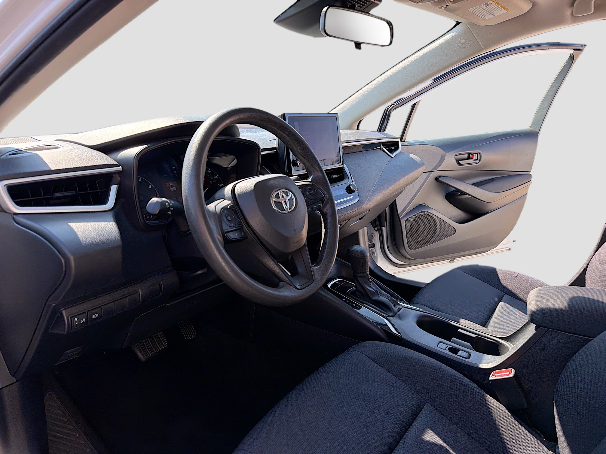 Used 2024 Toyota Corolla LE FWD image 4