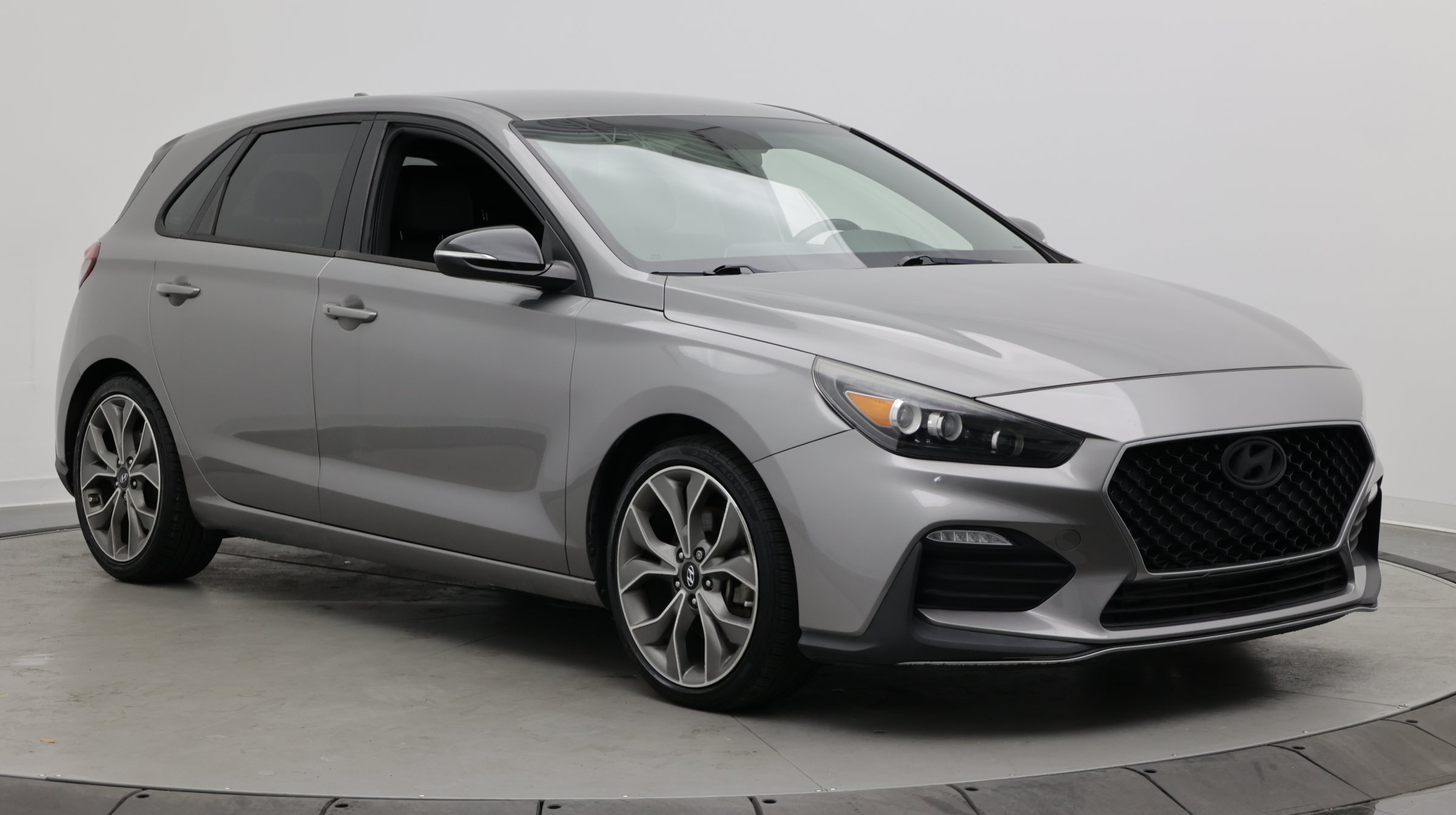 Used 2020 Hyundai Elantra GT N Line FWD image 3