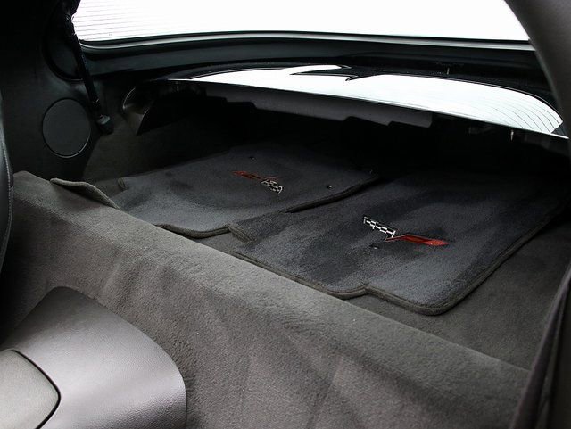 Used 2011 Chevrolet Corvette Grand Sport w/ Preferred Equipment Group image 12