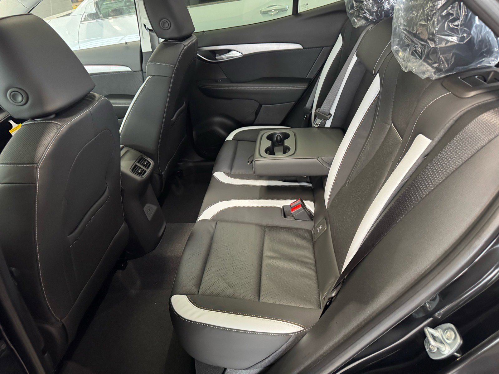 New 2026 Buick Envision Sport Touring AWD/4WD image 9
