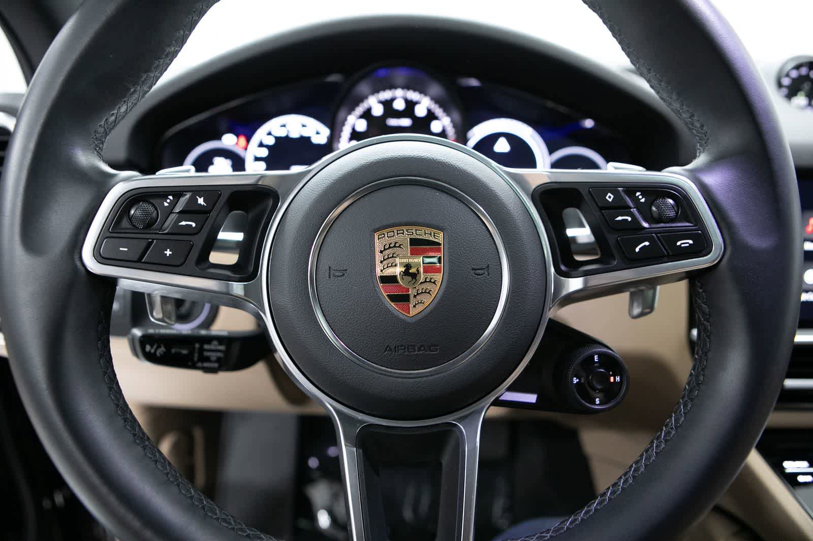 Certified 2023 Porsche Cayenne AWD/4WD image 14