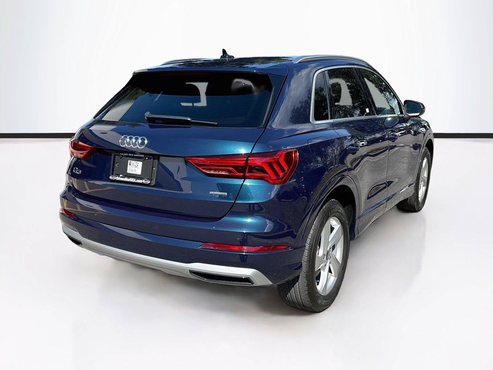 Used 2020 Audi Q3 2.0T Premium Plus w/ Premium Plus Package AWD/4WD image 7
