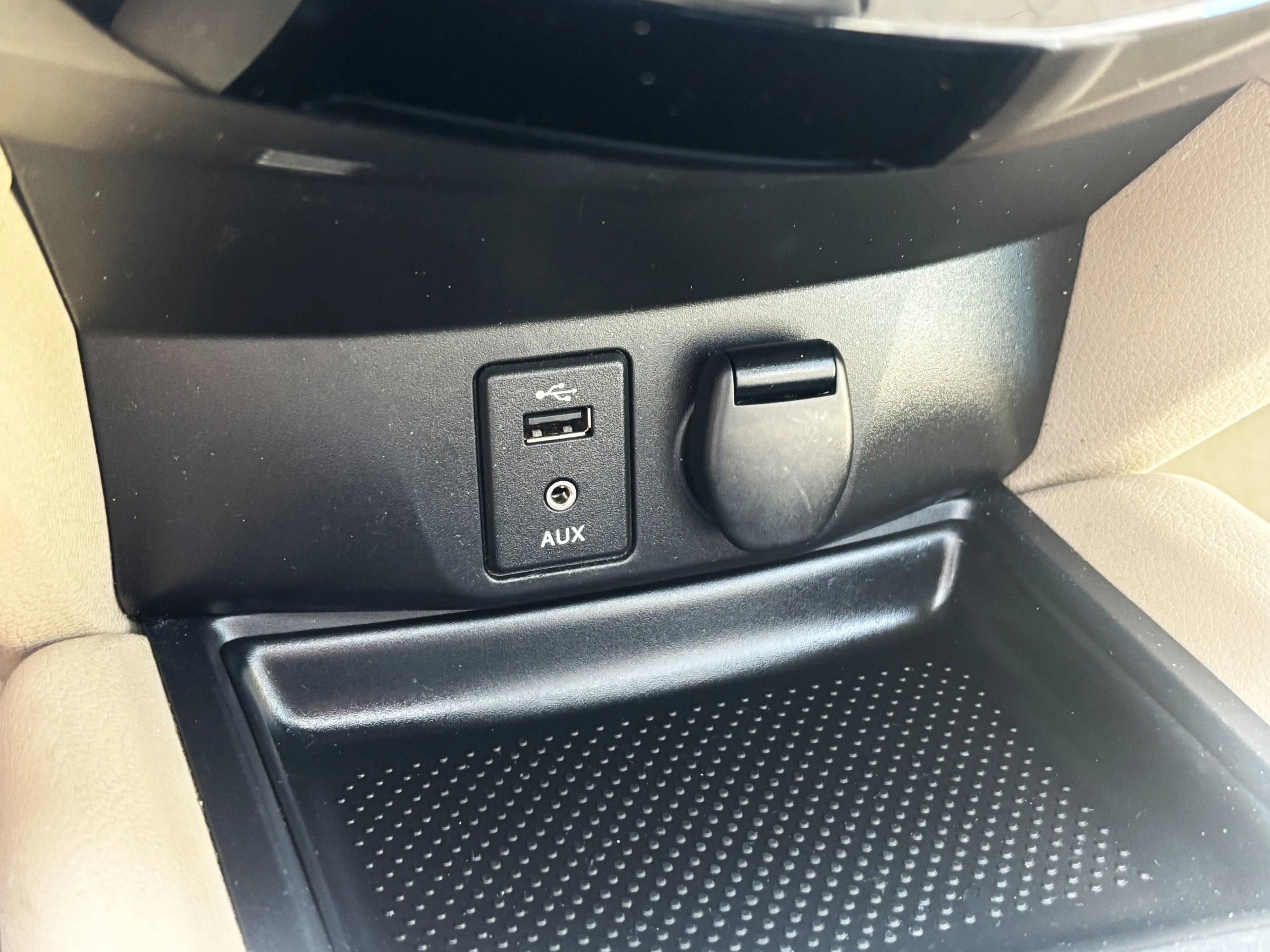 Used 2014 Nissan Rogue SL w/ SL Premium Package image 23