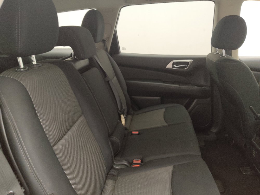 Used 2018 Nissan Pathfinder S AWD/4WD image 19
