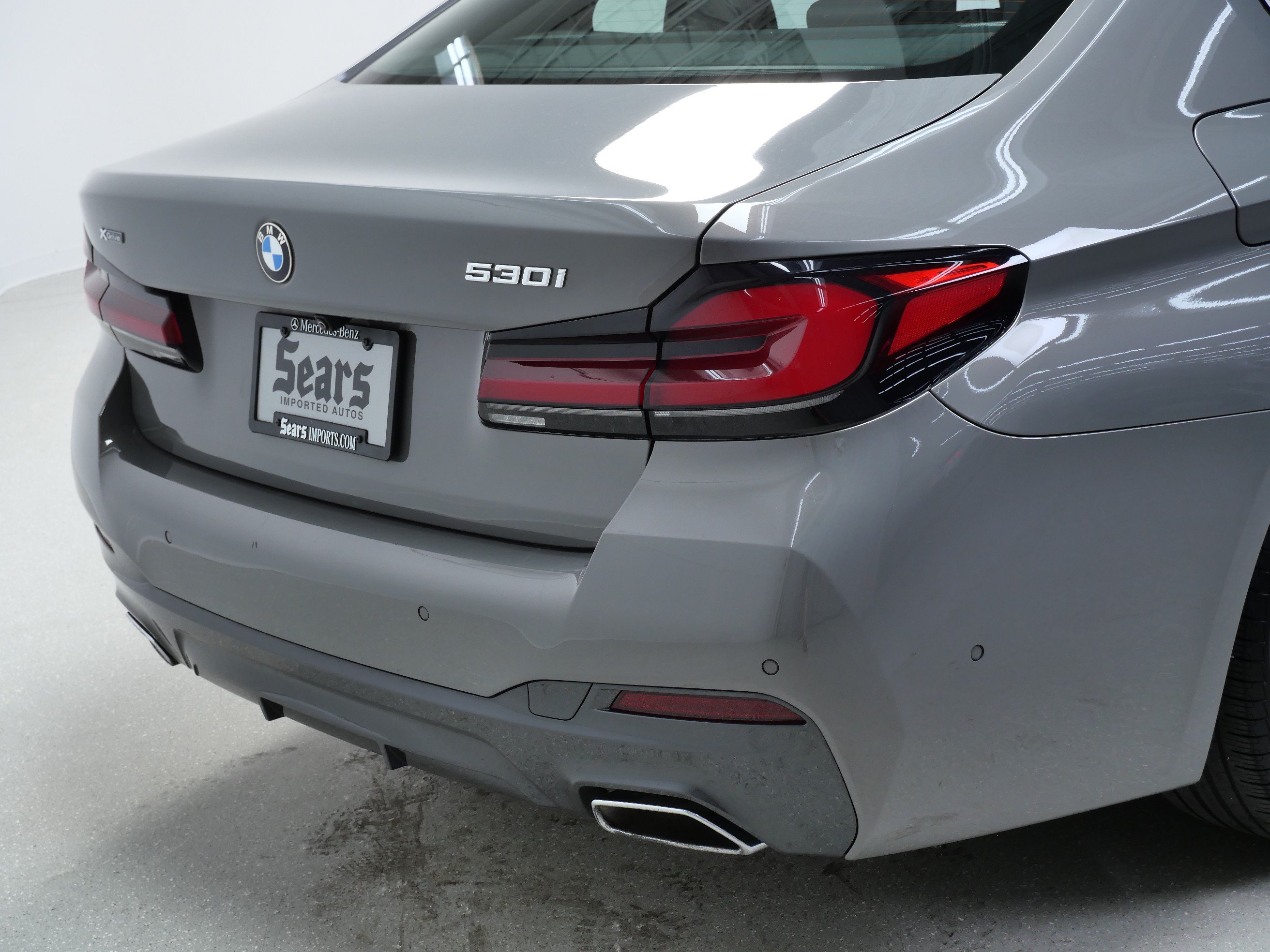 Used 2021 BMW 530i xDrive AWD/4WD image 5