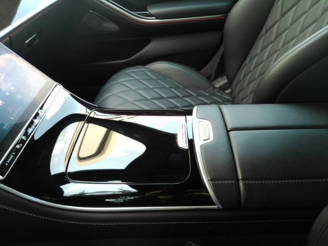 Used 2024 Mercedes-Benz S 580e 4MATIC Sedan image 52