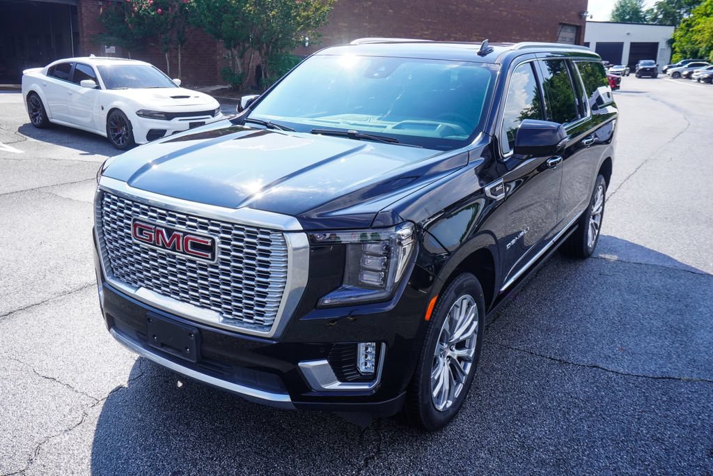 Used 2024 GMC Yukon XL Denali RWD image 34