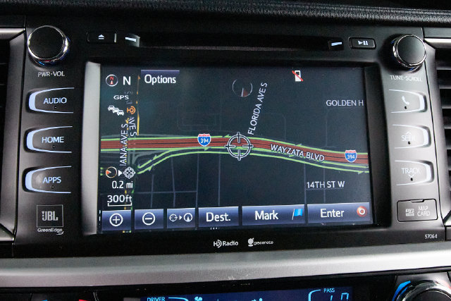 Used 2015 Toyota Highlander Limited Platinum AWD/4WD image 16