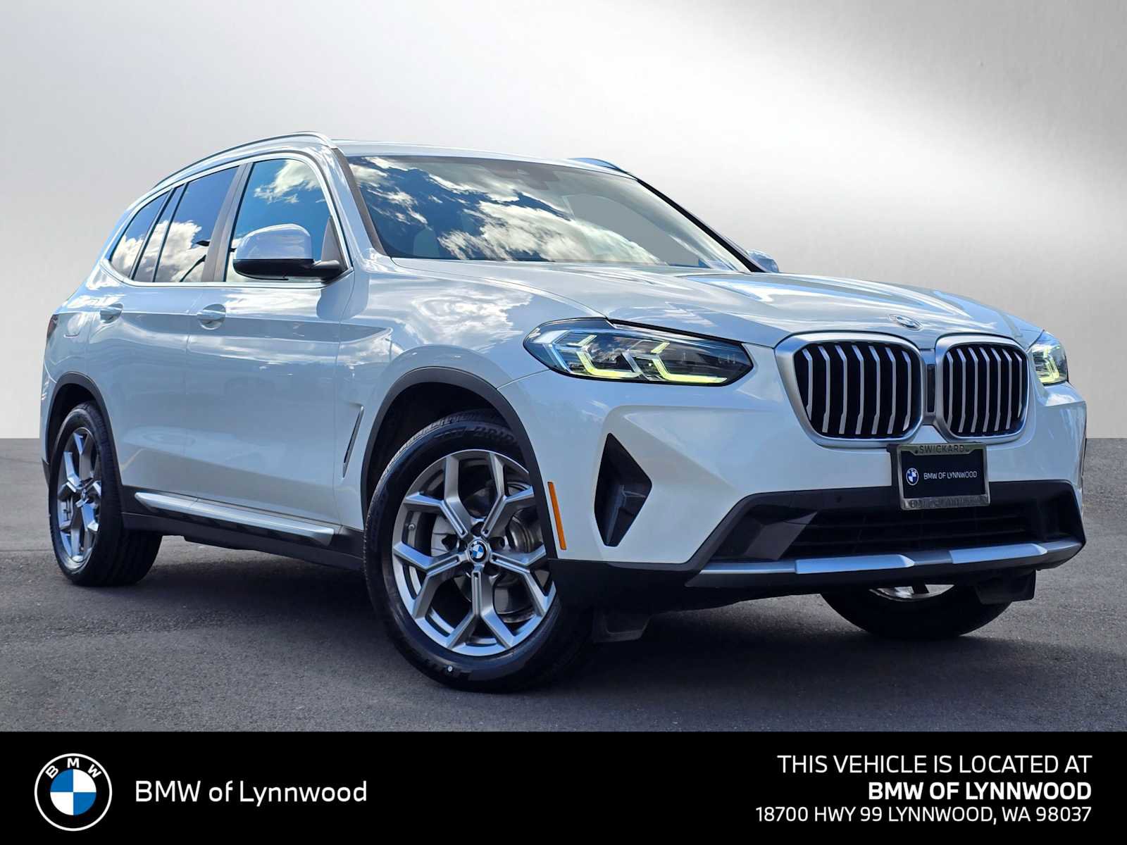 Used 2023 BMW X3 xDrive30i w/ Convenience Package AWD/4WD image 1