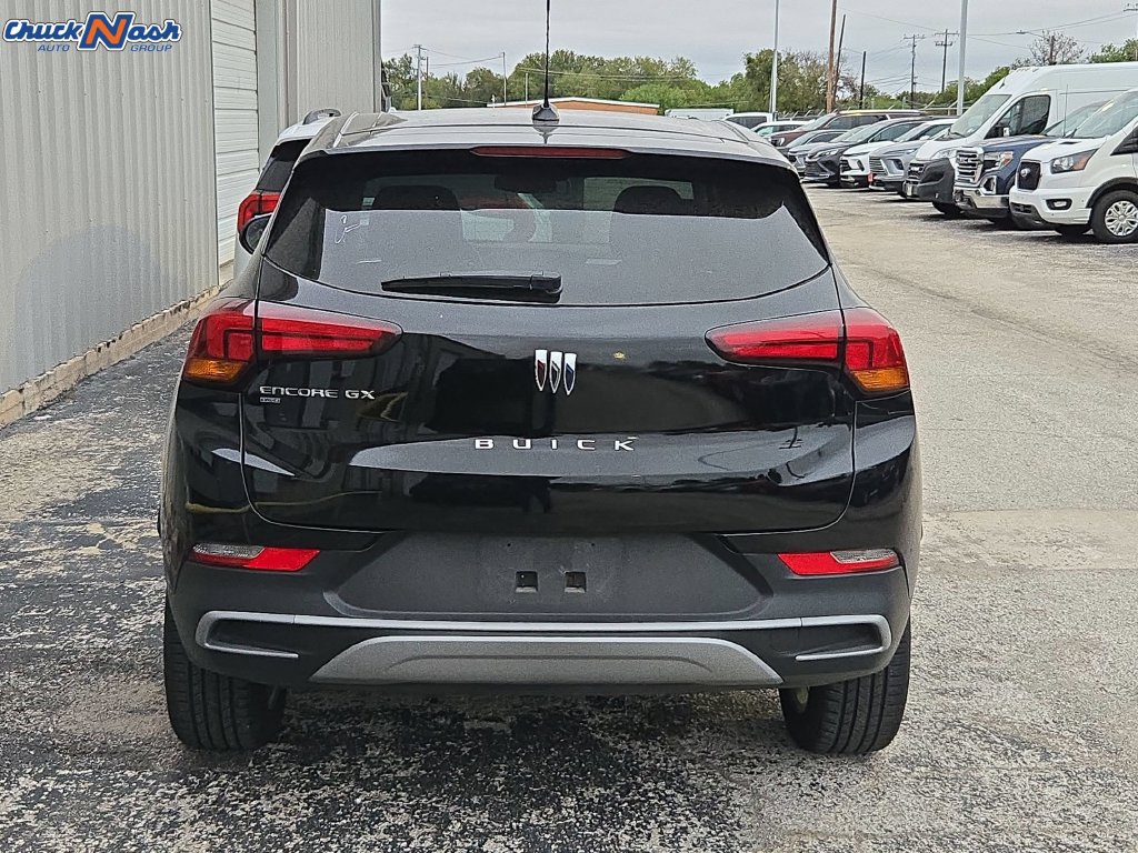 Used 2025 Buick Encore GX Preferred AWD/4WD image 5