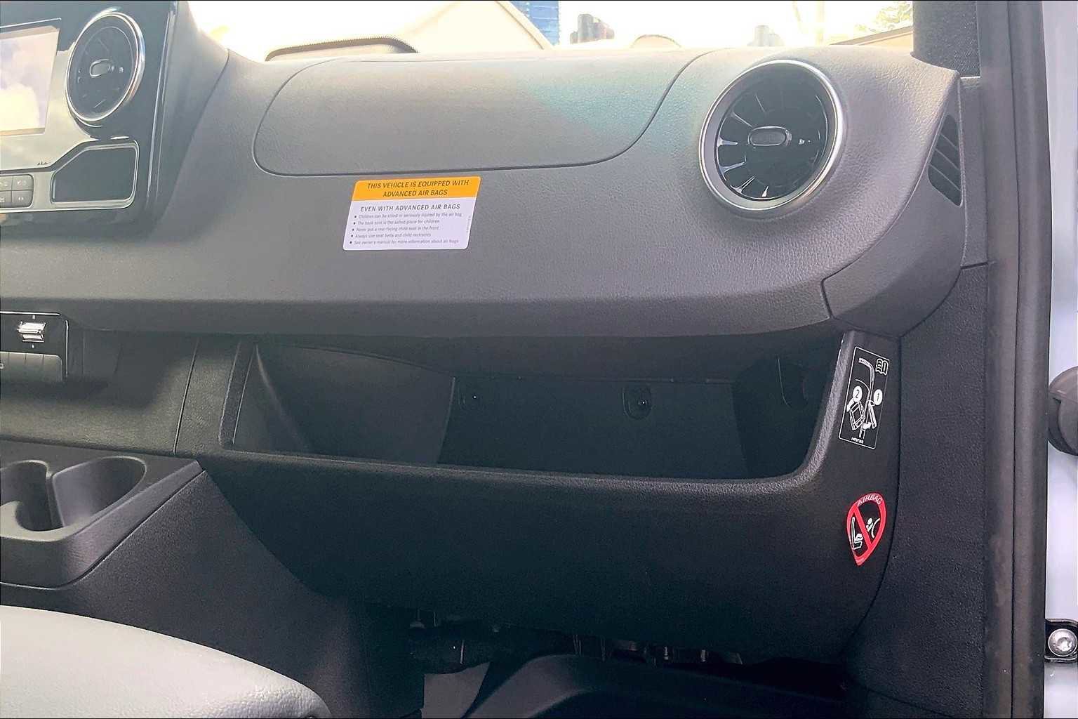 New 2025 Mercedes-Benz Sprinter 2500 image 25