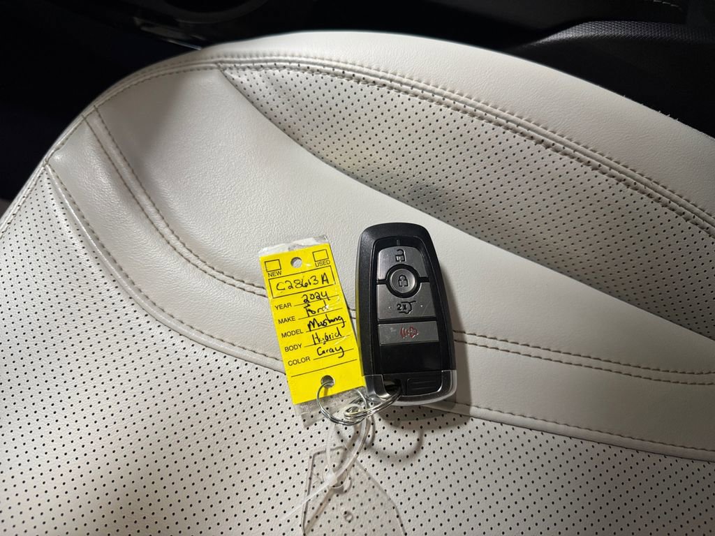 Used 2024 Ford Mustang Mach-E Premium AWD/4WD image 32