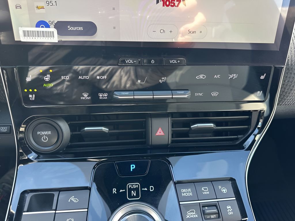 Used 2023 Subaru Solterra Touring image 22