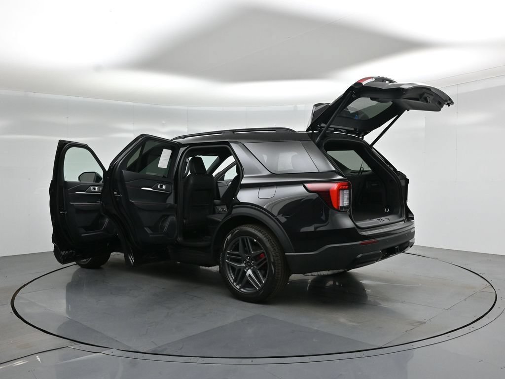 New 2026 Ford Explorer ST-Line w/ ST-Line Street Pack AWD/4WD image 34
