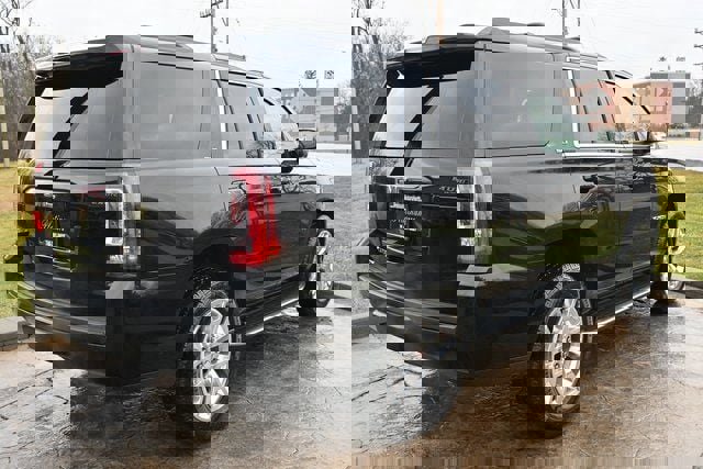 Used 2019 GMC Yukon SLT w/ Open Road Package image 5