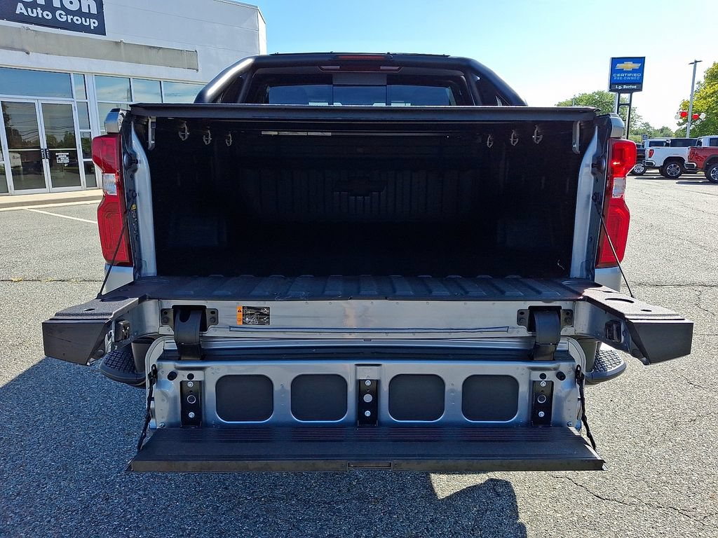 Used 2026 Chevrolet Silverado 1500 LT Trail Boss w/ LT Trail Boss Premium Package AWD/4WD image 32