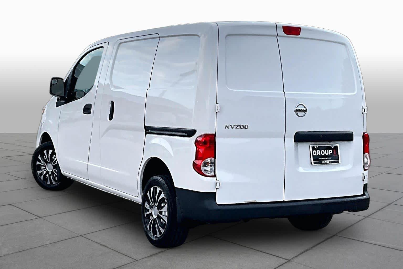 Used 2021 Nissan NV200 S FWD image 12