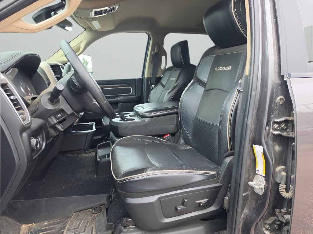 Used 2020 RAM 2500 Laramie AWD/4WD image 11