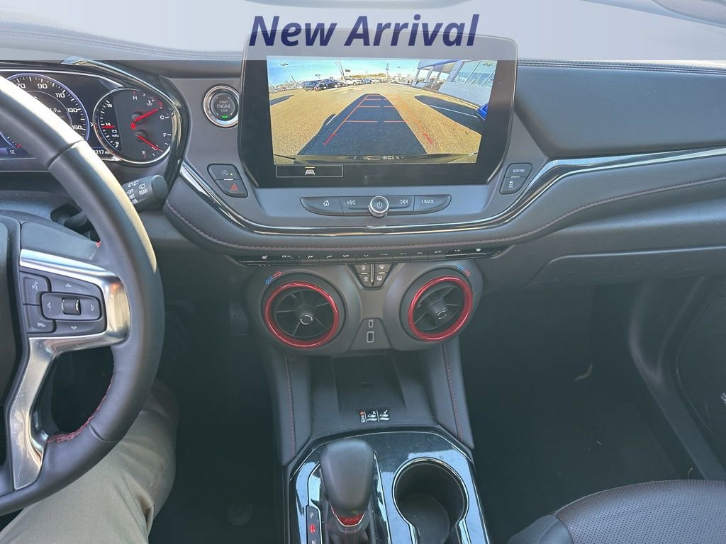 Used 2025 Chevrolet Blazer RS image 12