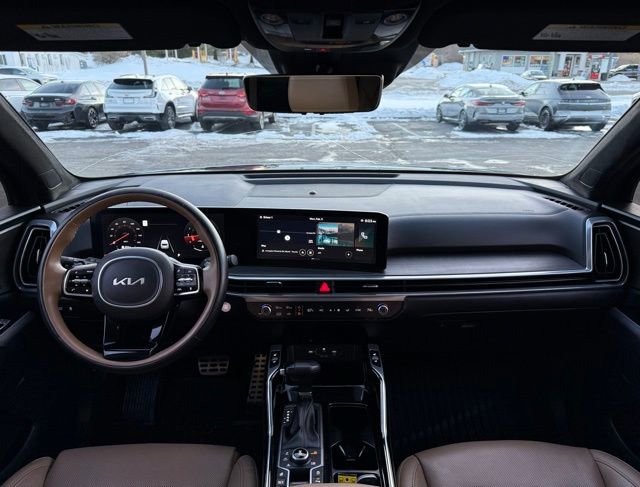 Used 2025 Kia Sorento SX Prestige w/ Olive Brown Leather Package image 25