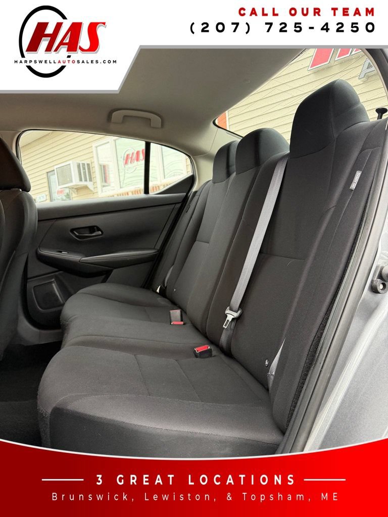 Used 2025 Nissan Sentra S FWD image 11